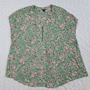 Torrid Size 2 /18-20/ 2x Georgette Zip-Front Dolman Floral Green and Pink Blouse